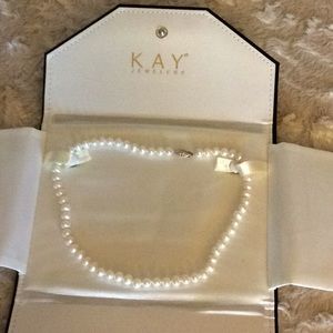 Kay jeweler cultured pearls 18”